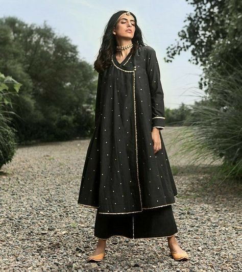 Achieving Dreams, Formals Dresses, Dreams Quotes, Eastern Wear, Asian Dresses, Kurta Patterns, Ethno Style, Golden Lace, Long Kurti Designs