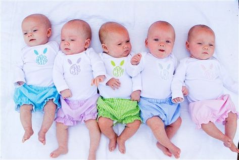 5 babies?! How these new parents of quintuplets make it work Be Fruitful And Multiply, Diy Crochet Sweater, Multiple Births, Kid Pictures, Multiples Baby, Son Of David, Newborn Ideas, Future Predictions, Twins Baby