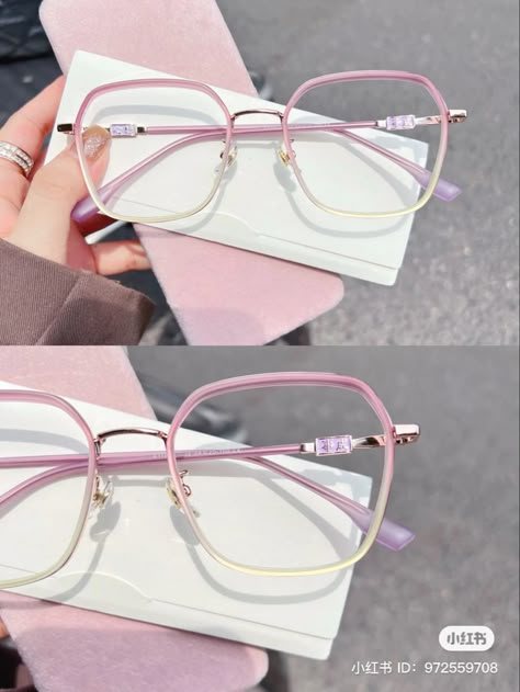 Trendy Spectacles Frames, Kawaii Glasses, Clear Glasses Frames Women, Glasses Women Fashion Eyeglasses, Pretty Sunglasses, Cute Glasses Frames, Glasses Frames Trendy, Classy Glasses, Fancy Glasses