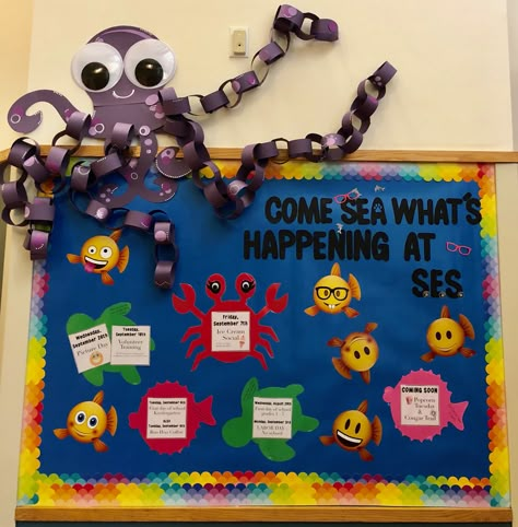 Pta Decoration Ideas, Easy Bulletin Boards Elementary, Parent Night Bulletin Board, Pta Bulletin Board Ideas Welcome Back, Join Pta Bulletin Board Ideas, Whats Happening Bulletin Board Ideas, Parent Bulletin Board Ideas Preschool, Elementary School Display Case Ideas, School Calendar Bulletin Board