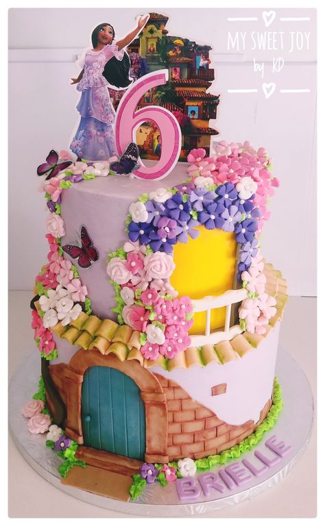 Encanto Themed Birthday Cake, Encanto Isabella Birthday Cake, Isabella Cake Ideas, Isabella Cake, Encanto Cakes, Encanto Birthday Cake, Encanto Theme, Encanto Cake, Peppa Pig Birthday Cake