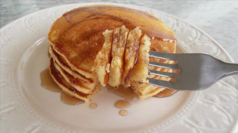 Hearty Country Hot Cakes Recipe - Allrecipes.com Light And Fluffy Pancakes, Breakfast Casserole Recipes, Pancake Recipe Buttermilk, Delicious Pancakes, Cream Of Wheat, Breakfast Specials, Hot Cakes, Tasty Pancakes, Pancake Recipes