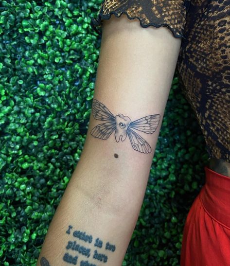 Tooth fairy tattoo apprenticeship tattoo apprentice wing tattoo Tooth Fairy Tattoo Designs, Tooth With Wings Tattoo, Wisdom Teeth Tattoo, Tooth Fairy Tattoo Ideas, Cute Tooth Tattoo, Boygenius Tooth Tattoo, Teeth Tattoo Design, Wisdom Tooth Tattoo, Dentistry Tattoo