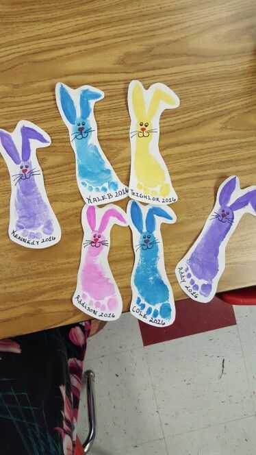 Rabbit Footprint Craft, Toddler Easter Footprint Art, Hand Print Bunny, Peep Footprints, Peeps Footprint Craft, Easter Hand And Footprint Crafts, Easter Bunny Toddler Craft, Baby Feet Bunny Painting, Easter Art Projects For Toddlers