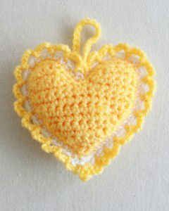 Maggie's Crochet · Heart Sachet - Free Pattern Crochet Sachet, Crocheted Hearts, Heart Sachet, Crochet Hearts, Popular Crochet, Crochet Heart Pattern, Valentines Patterns, Valentines Crochet, Holiday Crochet