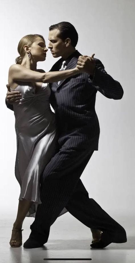 Art Tango, Dancing Ballroom, Tango Art, Tango Dancers, Tango Dance, Argentine Tango, Shall We Dance, Ballroom Dancing, Salsa Dancing