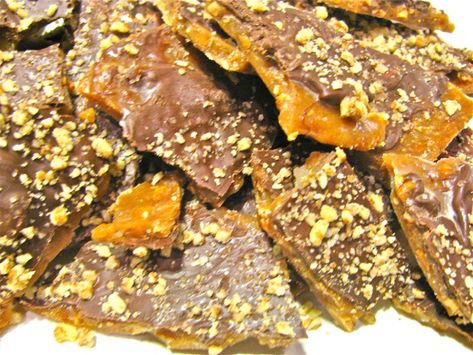 Chocolate Almond Butter Crunch Butter Crunch Toffee, Homemade Hostess Gifts, Last Minute Meals, Homemade Chex Mix, Candy Homemade, Chocolate Almond Butter, Toffee Chocolate, Get Stuffed, Almond Butter Recipes