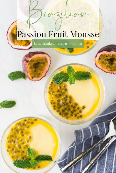 Lemon Curd Cream Cheese, Simple Pound Cake, Passion Fruit Cream, Easy Mousse, Lemon Curd Cream, Brazilian Dessert, Passion Fruit Recipes, Brazilian Fruit, Lime Cake Recipe