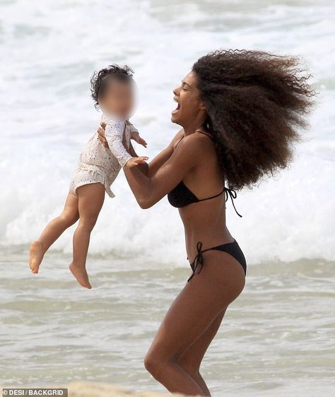 Tina Kunakey Brazil, Tina Kunakey Pregnant, Tina Kunakey Hair, Vincent Cassel Tina Kunakey, Tina Kunakey Vincent Cassel, Tina Kunakey Style, Baby On The Beach, Blue Banisters, Tina Kunakey