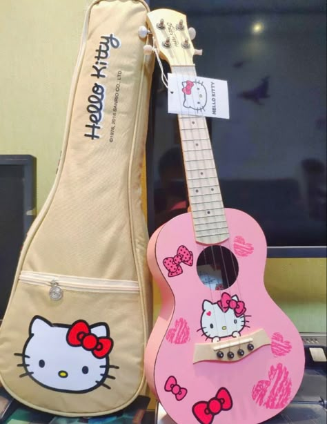 Cute Guitars, Hello Kitty Guitar, Pink Guitar, Hello Kitty Wallpaper Hd, 2000s Japanese Fashion, Fox Boy, Electric Guitar Design, Charmmy Kitty, Guitar Obsession