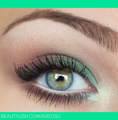 Wedding Makeup Redhead, Makeup Tips For Redheads, Hair Colour For Green Eyes, Make Up Designs, Redhead Makeup, Hazel Eye Makeup, Best Makeup Tips, Makeup For Blondes, Urban Decay Eyeshadow