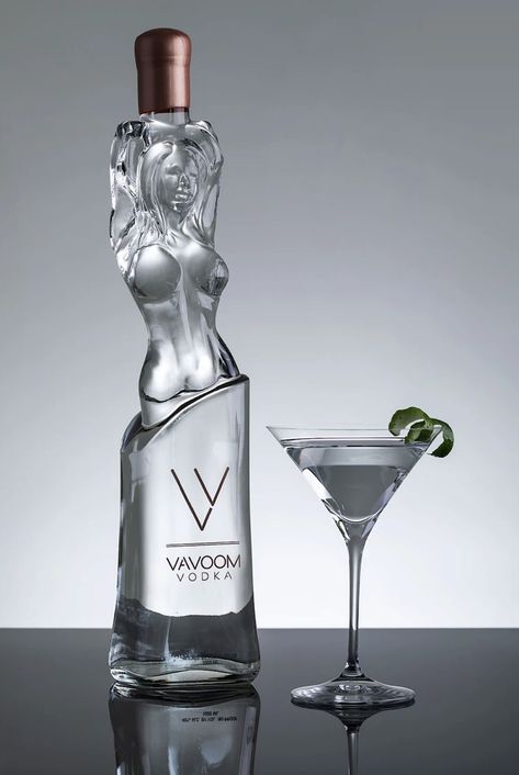 Vavoom Vodka Bottle designed by Luke Battiloro Fancy Alcohol Bottles, Vintage Alcohol Bottles, Pretty Alcohol Bottles, Cool Alcohol Bottles, Unique Bottle Design, Magic Moments Vodka Bottle, Vodka Bottle Aesthetic, Alcohol Bottles Aesthetic, Alcohol Bottle Design