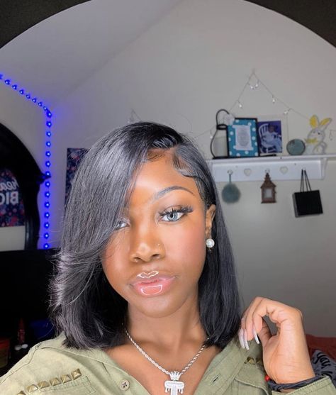 Flat Ironed Hair Black Hairstyles Short, Flat Iron Curls Short Hair, Flat Iron Hairstyles, Flat Ironed Hair, Iron Hairstyles, Silk Press Hair, Short Relaxed Hairstyles, Pressed Natural Hair, Silk Press Natural Hair