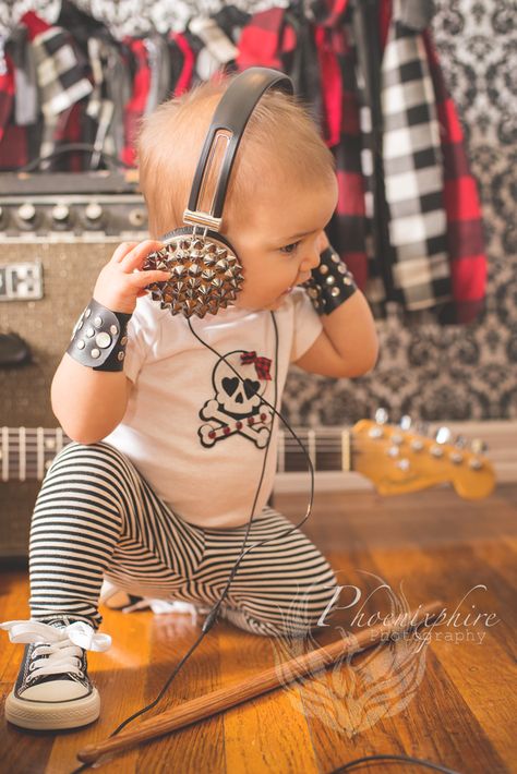 ROCK STAR BABY PHOTO SHOOT!!! Phoenixphire Photography One Rocks Photo Shoot, Rock Look, Rock Photoshoot, Smash Cake Girl, Rock Baby, Kids Photoshoot, Tiny Humans, Girls Rock, Music Star