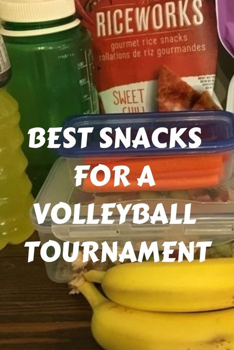 Feb 23, 2019 - Playing in a volleyball tournament all day means that you’ll be burning lots of calories, so you’ll want to refuel properly. Here are some good snack options to pack in your lunch bag for tournament day. Volleyball Tournament Food, Tournament Food Ideas, Volleyball Injuries, Tournament Snacks, Team Snack Bags, Volleyball Food, Healthy Sport Snacks, Volleyball Team Mom, Travel Volleyball