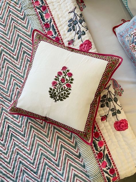 #smallcouch #interiordesign #homedecor #spaceoptimization #furniture #apartmentliving #stylishfurniture #cozyhome #minimalistliving #livingroomdecor Bedsheet Photography, Block Printing Designs, Mughal Garden, Pretty Apartments, Wedding Cushion, Cushion Cover Pattern, Cushion Embroidery, Small Couch, Ethnic Home Decor