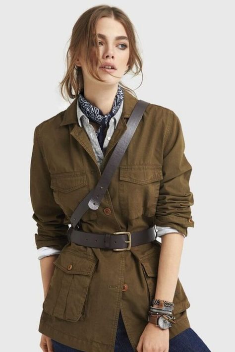 Explorer Archetype In Style And Personal Wardrobe Safari Outfit Women, Explorer Outfit, Explorer Archetype, Moda Safari, Safari Outfit, Safari Outfits, Adventure Outfit, Safari Jacket, Safari Style