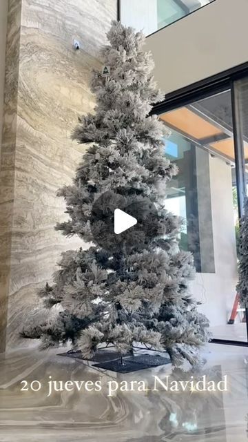 ÚNICO DECORACIÓN NAVIDAD on Instagram: "Recuerda que: ✨Vendemos todo lo que exponemos en este perfil, tú solo pregunta. ✨Todos los años tenemos ítems diferentes para ti. ✨Vamos a cualquier lugar a instalar tu árbol de Navidad." Christmas Favorites, Christmas, Instagram