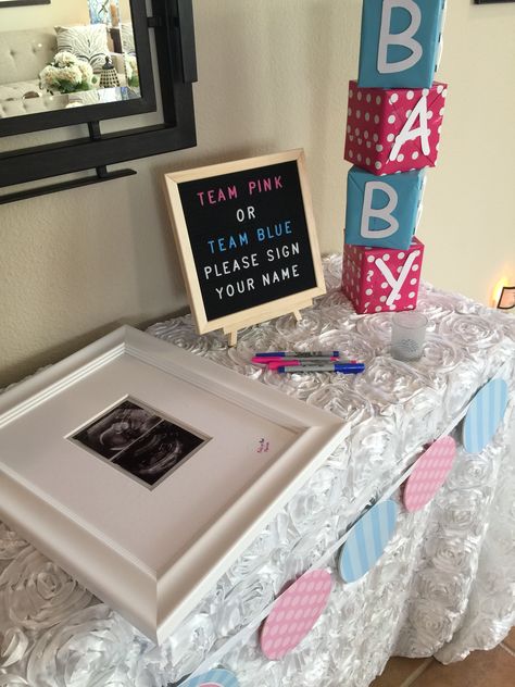 Foto Gender Reveal, Unique Gender Reveal Party Ideas, Bos Baby, Gender Reveal Diy, Baby Gender Prediction, Simple Gender Reveal, Creative Gender Reveals, Reveal Party Games, Gender Reveal Baby Shower Themes