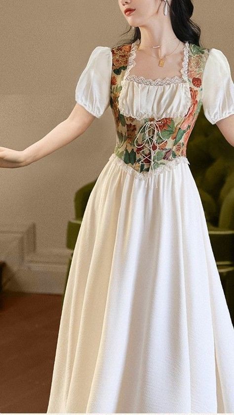 Corset Dress Outfit Aesthetic, Vintage Dresses Corset, Corset Dresses Vintage Aesthetic, Victorian Period Dress, Vintage Cottage Core Dress, Cottage Core Dress Aesthetic Vintage, Vintage Outfits With Corset, Vintage Corset Dress 18th Century, How To Wear Corset Outfit