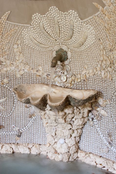 Shell Grotto — Connie Chantilis Design Venus Bathroom, Shell Grotto, Minerals Art, Shell House, Sailors Valentine, Shell Mosaic, She Sells Seashells, Custom Mosaic, Shell Decor