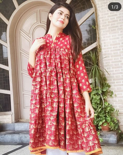 Causal Frock Design, Pakistani Frock Design Casual, Pregnancy Frocks, Pakistani Frock Design, Daytime Glam, Style Outfits Summer, Summer Vibes Aesthetic, Short Frocks, Designer Aesthetic