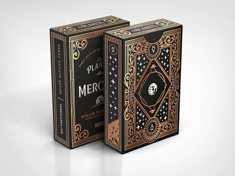 Tuck Box Design, Twin Crowns, Artwork Easy, Cards Packaging, Playing Cards Design, Graphic Design Studio, White P, Cards Design, Poker Cards