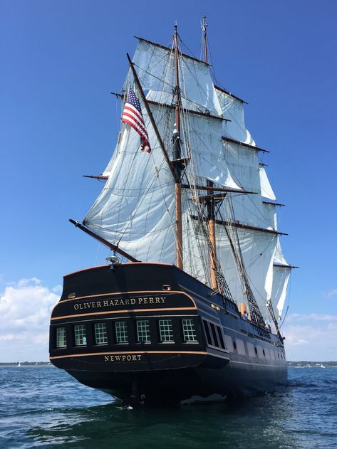 The First Fully-Rigged Tall Ship In 100 Years Sets Sail Off New England - TownandCountrymag.com Expedition Yachts, Navi A Vela, Old Sailing Ships, Ship Of The Line, Pirate Ships, Sailing Vessel, Financial Crisis, Tall Ship, Wooden Ship