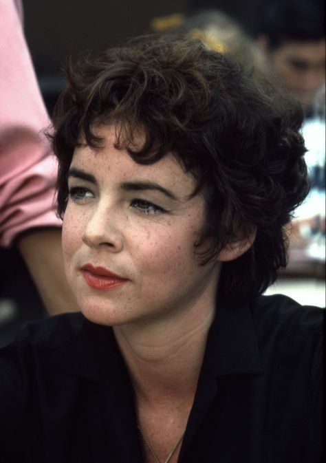 Stockard Channing Grease, 50s Futurism, Grease Broadway, Rizzo Grease, Grease Makeup, Grease Aesthetic, Danny And Sandy, Charlotte Corday, Grease Hair