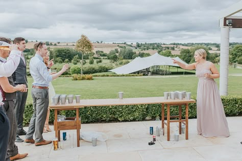 Wedding Beer Pong, Fun Wedding Activities, Outdoor Wedding Games, Wedding Activity, Wedding Favors Ideas, Country Party, Party Barn, Favors Ideas, Dream Destination Wedding