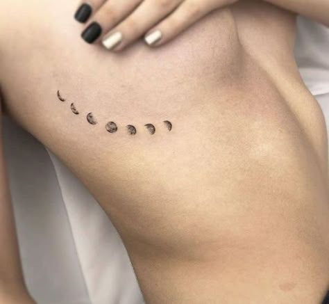 #minimalisttattoo #minimaltattoo #simpletattoo #linetattoo #tinytattoo #smalltattoo Tattoos Infinity, Tattoos Mandala, Clever Tattoos, Meaningful Tattoos For Women, Small Girl Tattoos, Tasteful Tattoos, Small Meaningful Tattoos, Tattoos Geometric, Tattoos For Girls