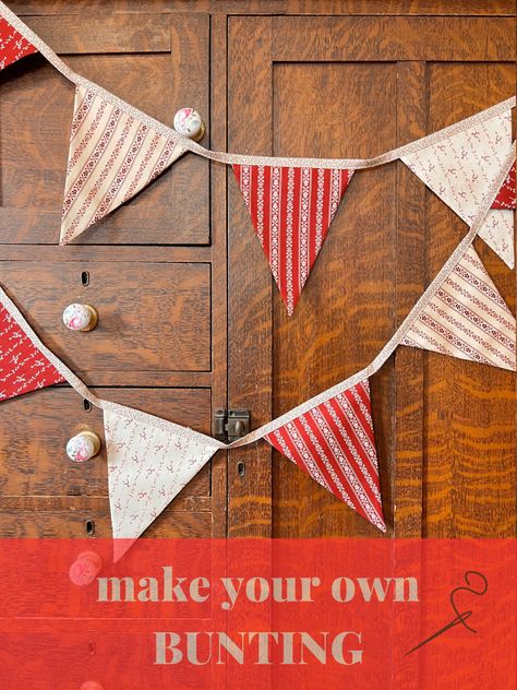 DIY Bunting  | SIY Blog - SIY Sew It Yourself Christmas Bunting Diy, Bunting Ideas Unusual, Diy Fabric Banner, Diy Fabric Bunting, No Sew Bunting, How To Make Bunting, Diy Bunting, Vintage Bunting, Bunting Pattern