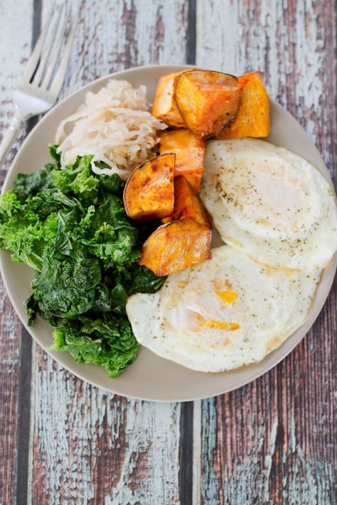 Hormone-balancing PALEO POWER BREAKFAST — it’s loaded with green veggies, protein, healthy fats, wholesome carbs and has a fermented component. It’s one of the healthiest breakfasts around! Breakfast Greens, Healthy Breakfast Menu, Sautéed Kale, Power Breakfast, Paleo Recipes Breakfast, Healthy Hormones, Balanced Breakfast, Green Veggies, Breakfast Plate