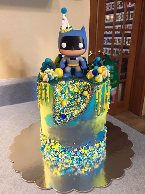 Funko Pop Cake, Smooth Buttercream, Pop Cake, Batman Cake, Ideas Fiesta, Meringue Cookies, Drip Cakes, Lemon Cake, Lemon Curd