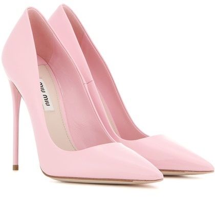 Miu Miu Patent Leather Pumps Hak Tinggi, Dr Shoes, Pink High Heels, Heels Classy, Fancy Shoes, Patent Shoes, Aesthetic Shoes, Cropped Tops, Pink Heels