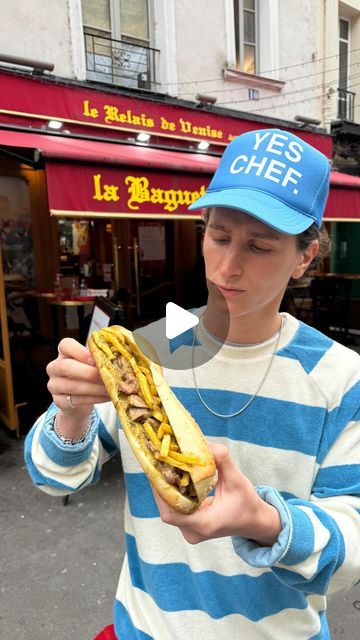 Jack’s Dining Room on Instagram: "Trying the viral steak frites sandwich from the world famous @lerelaisdevenise.paris in Paris, France  #paris #parisfood #steakfrites #freshbaguette #aupoivre #sandwichreel #frenchfries #steakandfries #mediumrare #lerelaisdelentrecote #steaksauce #foodreview #jacksdiningroom #baguette #frenchbaguette #sandwich #steaksandwich" Steak Frites, Paris Food, French Baguette, Steak Sandwich, Sandwich Shops, Steak Sauce, World Famous, French Fries, Food Reviews