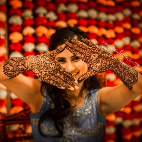 Bridal Henna Now booking for 2015/16 Instagram @MendhiHennaArtist Mehendi Photography Bridal, Mehendi Photoshoot, Haldi Poses For Bride, Bridal Mehendi Designs Wedding, Haldi Photoshoot, Mehendi Photography, शादी की तस्वीरें, Haldi Ceremony Outfit, Indian Bride Poses