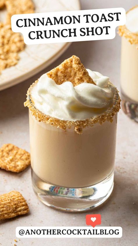 Made with RumChata cream liqueur and Fireball whiskey, this cinnamon toast crunch shot tastes just like a bowl of the popular breakfast cereal. Garnish with crushed cereal pieces and whipped cream to take this shot to a new level. Cinnamon Toast Crunch Shots, Cinnamon Toast Crunch Drink, Cinamon Toast, Cinnamon Toast Crunch Shot, Fireball Drinks, Fireball Whiskey, Pudding Shots, Happy Drink, Cinnamon Toast Crunch