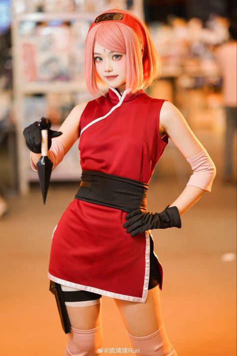 Kunoichi Outfit, Cosplay Sakura, Cosplayer Girl, Black Cat Cosplay, Sakura Haruno Cosplay, Sakura Cosplay, Easy Cosplay, Cosplay Idea, Snk Cosplay