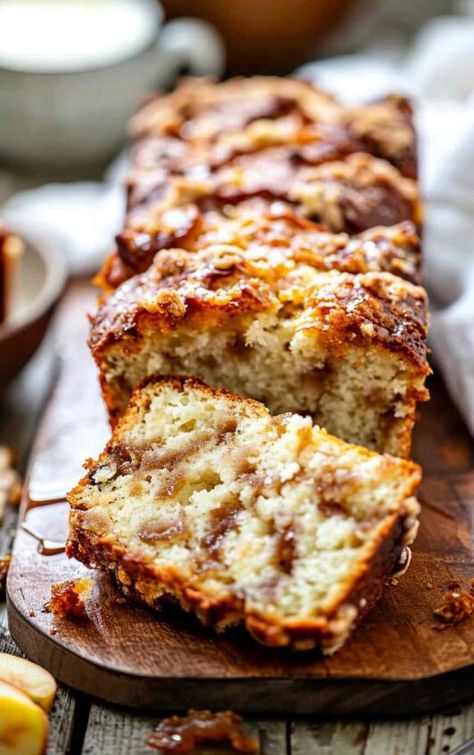 Country Apple Fritter Bread - leaderecipes Country Apple Fritter Bread, Apple Fritter Cake, Apple Loaf, Apple Bread Recipe, Chicken Cake, Apple Fritter Bread, Strawberry Bread, Apple Fritter, Apple Dessert Recipes