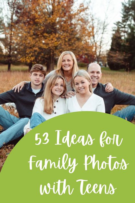 Teenage Family Photos Sibling Poses, Divorced Family Photo Ideas, Family Of Four Adults Photo Ideas, Teenage Family Photography, Family Portrait Poses Single Mom, Family Fall Photoshoot With Teenagers, Fall Family Photoshoot Ideas With Teenagers, Single Mother Family Photo Ideas, Outdoor Family Picture Ideas