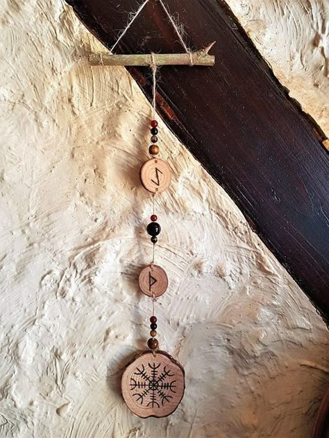 Wiccan Crafts, Pagan Decor, Pagan Crafts, Viking Wedding, Wood Burning Ideas, Witch Diy, Bijoux Fil Aluminium, Norse Pagan, Witchy Crafts