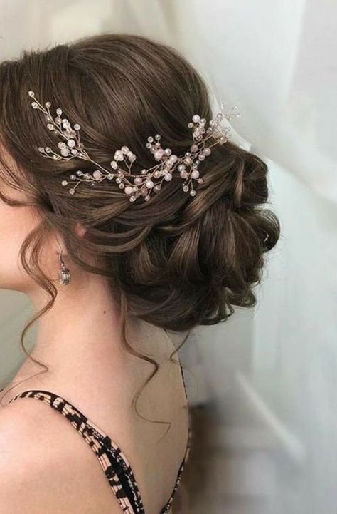 Bridal hair side swept