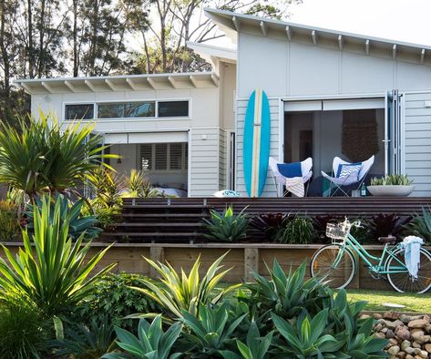 Houses Australia, Small Beach Houses, Beach Shacks, House Australia, Dream Beach House, Green Island, Luxury Beach House, Beach House Exterior, Beach Bungalow