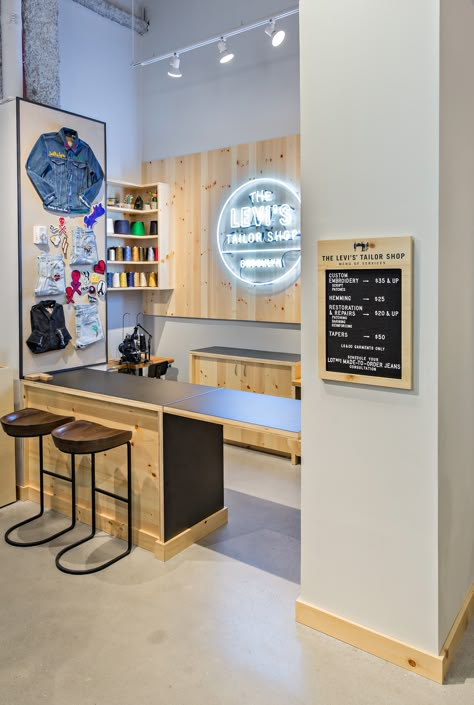 The two recently opened Levi’s® stores reflect LS&Co.'s commitment to quality, craftsmanship and heritage. Tailoring Shop Interior Design, Alteration Shop, Rainbow Inspiration, Print Shop Design, Levis Store, Customized Clothes, Design Studio Workspace, Clothing Store Displays, Retail Store Interior Design