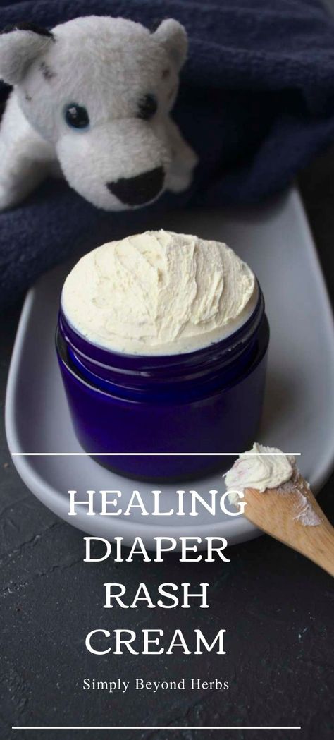 This homemade diaper rash cream soothes and relieves rash discomfort by creating a protective barrier on the skin that allows the skin to heal. Calendula Recipes, Homemade Diaper Rash Cream, Diaper Cream Recipe, Diaper Rash Cream Recipe, Granny Witch, Herbal Diy, Medicinal Herb Garden, Diy Lotions, Bath Boms