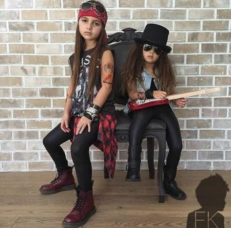 Rockstar Costume Kids, Rockstar Costume Diy, Rockstar Halloween Costume Women, Girls Rock Star Costume, Kids Rockstar Costume, Rockstar Costume Women, Disfraz Rock And Roll, Rockstar Halloween Costume, 80s Rocker Costume