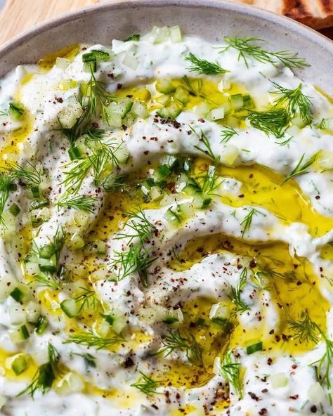 Vegan Tzatziki - School Night Vegan Vegan Taziki Sauce, Greek Vegan Recipes, Taziki Sauce, Vegan Greek Recipes, Vegan Hollandaise Sauce, Vegan Sauce Recipes, Vegan Dressings, Vegan Tzatziki, Vegan Sauce