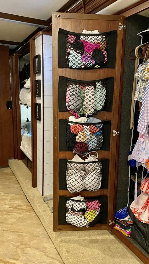 Rangement Caravaning, Camper Storage Ideas Travel Trailers, Camper Organization Rv Living, Bedroom Organization Ideas, Camper Organization Travel Trailers, Rv Interior Remodel, Rv Bedroom, Camper Interior Design, Camper Trailer Remodel