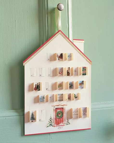 Homemade Advent Calendars, Christmas Advent Calendars, Advent Ideas, Old Greeting Cards, Advent Calendar Ideas, Christmas Craft Projects, Advent Calenders, Diy Calendar, Diy Advent Calendar